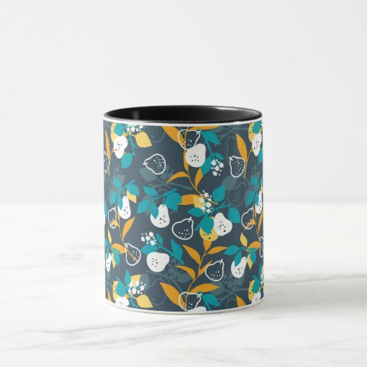 Plant met peervruchten in zwart kleurenpatroon mok (Midden)