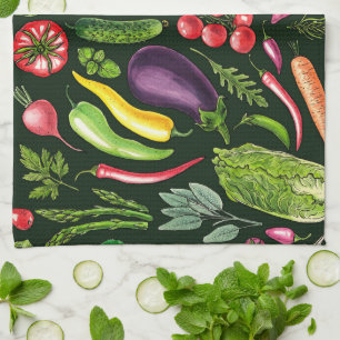 Plantaardige kruiden en tuinoogst op zwart theedoek