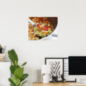 Plantaardige soep in pan poster (Thuiskantoor)