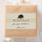 Plantation de chêne dans Étiquette bouteille d'eau (En situation)