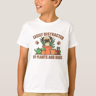 Planten en honden grappige pug in de tuinbloem t-shirt