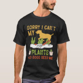Plants and Dog Lover Gardener Funny Gardening and  T-shirt (Voorkant)