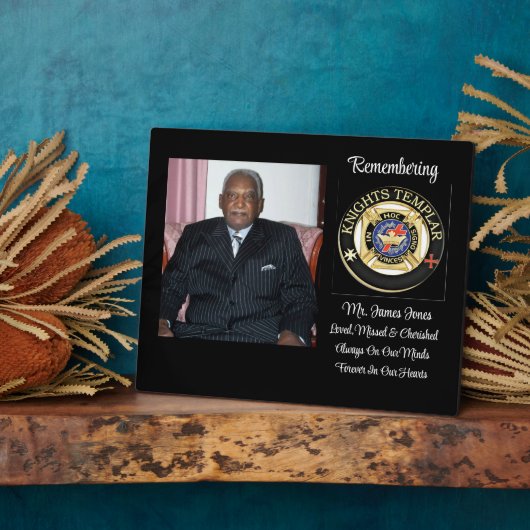 Plaque commémorative des Templiers (Côté)