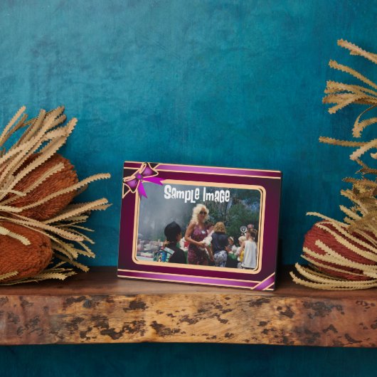 Plaque d'art violet au ruban (Côté)