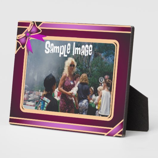 Plaque d'art violet au ruban (Côté)