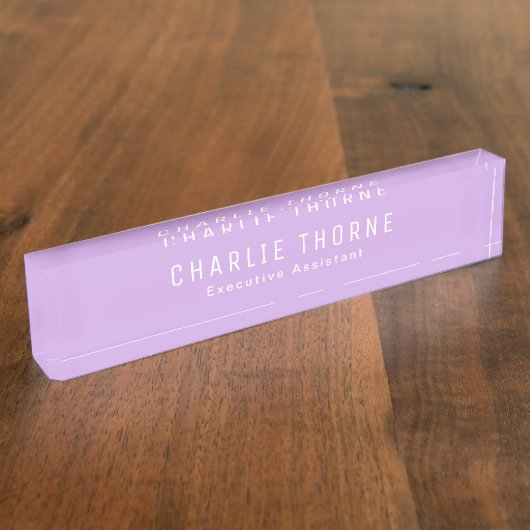Plaque de bureau Violet givré avec nom et titre (Taille)