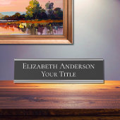 Plaque de nom de marron simple pour femmes