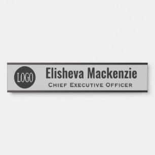 Plaque de porte de bureau grise avec logo personna