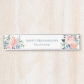 Plaque de porte florale en roses avec nom (Devant)