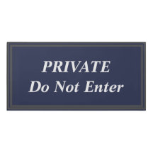 PRIVÉ n'entrez pas dans le fond clair d'obscurité