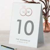 Plaque De Table Anneaux de Mariage or Rose moderne Numéro de table (En SItu (Tableau))