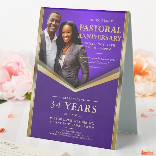 Plaque De Table Anniversaire pastoral Purple & Gold Frame Church (In SItu (Mariage))