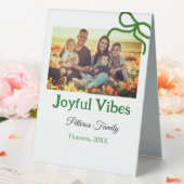 Plaque De Table Arc vert joyeuse Vibes ajouter le nom de la photo  (In SItu (Mariage))