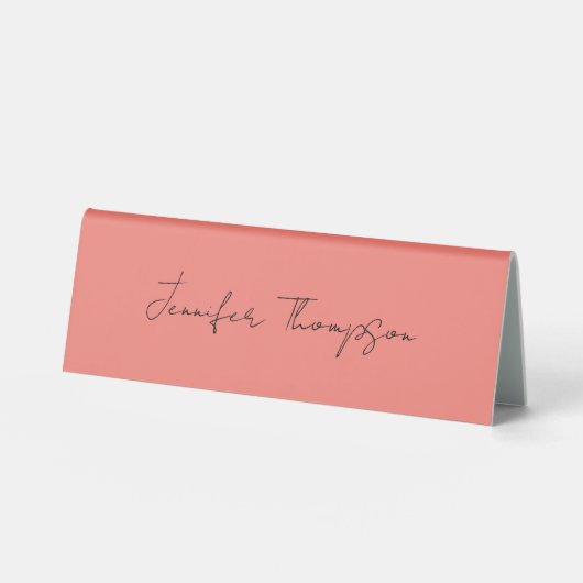 Plaque De Table Calligraphie Elégant Coral rose Plaine Nom simple (Recto)