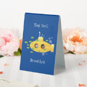 Plaque De Table Caricature de poisson sous-marin jaune mignon (In SItu (Mariage))