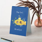 Plaque De Table Caricature de poisson sous-marin jaune mignon (En SItu (Tableau))