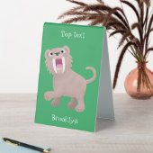 Plaque De Table Caricature du tigre mignon Saber Toothed Smilodon (En SItu (Tableau))