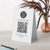 Plaque De Table Code QR simple moderne et logo d'entreprise (En SItu (Tableau))