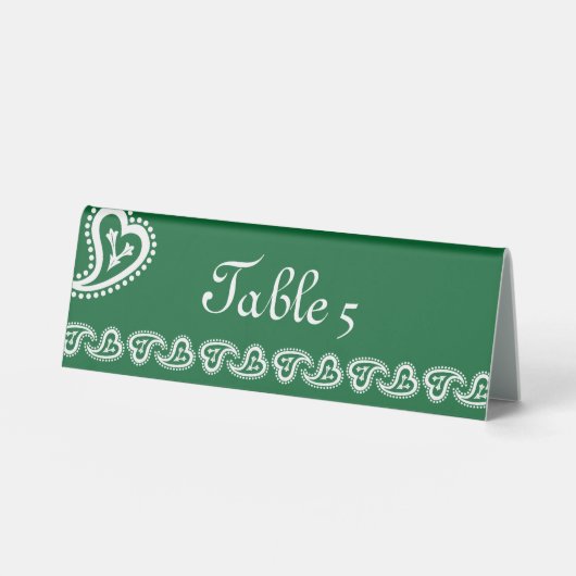 Plaque De Table Cœurs Paisley Sucrés sur un Panneau de Table Vert (Recto)