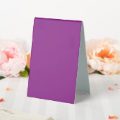 Plaque De Table Conception avec un fond violet saisissant et blanc (In SItu (Mariage))