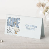 Plaque De Table Custom Modern Blue One Silly Goose First Birthday (En SItu (Tableau))