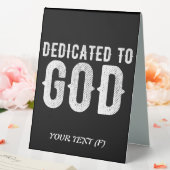 PLAQUE DE TABLE DÉDIÉ À DIEU COOL PERSONNALISABLE TEXTE BLANC (In SItu (Mariage))