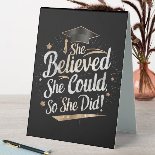 Plaque De Table Elle Croyait Qu'Elle Pouvait Faire Ses Études (En SItu (Tableau))