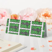 Plaque De Table Game Over, Level Up : Aventure rétro en pixels dan (In SItu (Mariage))