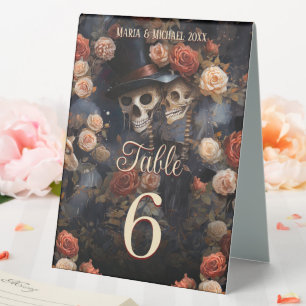 Plaque De Table Kissing Skeletons Mariage gothique Numéro de table