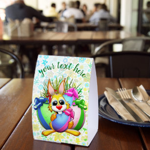 Plaque De Table Lapin drôle mordant un œuf de Pâques