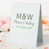 Plaque De Table Monogramme couple gris vert moderne date romantiqu (In SItu (Mariage))