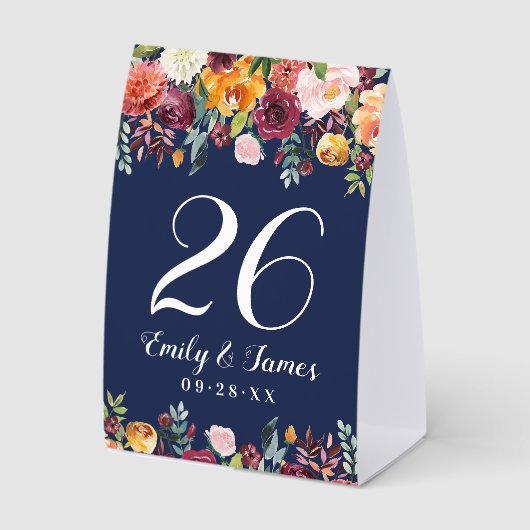 Plaque De Table Navy Rustique Monogramme de Mariage Floral Bourgog (Recto)