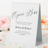 Plaque De Table Open Bar Black & White Script Mariage personnalisé (In SItu (Mariage))