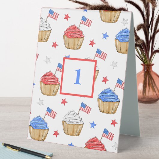 Plaque De Table Patriotic Cupcakes & Stars Numéro de tableau (En SItu (Tableau))
