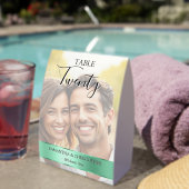 Plaque De Table Photo Wedding Table Number with Sage Green band (Insitu (sur table))