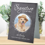 Plaque De Table Rustic Pet Signature Boire Photo Dog Bar Mariage<br><div class="desc">Signature Boissons de vos animaux de compagnie! Inclure votre meilleur chien, meilleur chat et tout animal de compagnie dans votre mariage avec son bar à boissons signature pour vos invités. Parfait pour les amoureux de les chiens, et un bar spécial chien sera un succès à votre mariage. Ardoise de tableau...</div>
