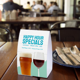 Plaque De Table Spéciales de Happy Hour dans un bar ou restaurant