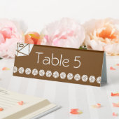 Plaque De Table Tabletop Chic dans la tente de table de chocolat (In SItu (Mariage))