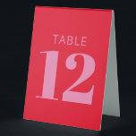 Plaque De Table Typographie audacieuse rose vif et rouge Mariage m<br><div class="desc">Typographie en gras rose vif et rouge Mariage moderne Numéro de table Tente Signal</div>