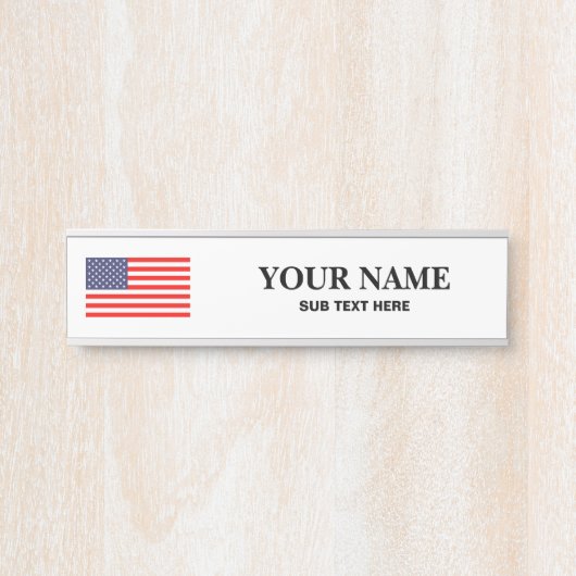 Plaque d'identification accrochante faite sur (Devant)