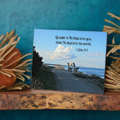 Plaque Photo 1 Jean 4:4 (Côté)