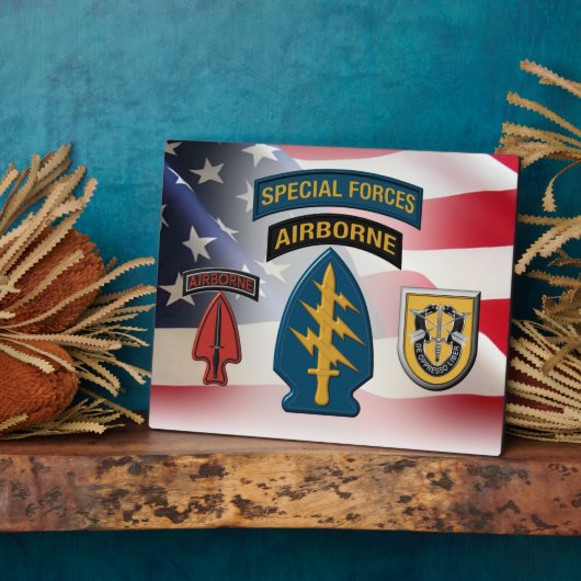Plaque Photo 1er Groupe des forces spéciales (AIRBORNE) (Côté)