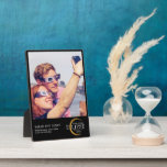 Plaque Photo 2024 Cadeaux photo total Éclipse solaire Couples<br><div class="desc">Présentation de notre ornement en céramique 2024 Total Solar Eclipse Photo Couples Cadeaux, un gardien chéri capturant la magie de cet événement céleste. Personnalisé avec votre photo préférée de l'éclipse solaire, ce ornement commémore le moment impressionnant où le soleil, la lune et la terre s'alignent. Fabriqué en céramique de haute...</div>