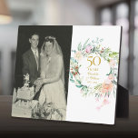 Plaque Photo 50e anniversaire de Mariage d'or Photo Roses flora<br><div class="desc">Un magnifique 50ème anniversaire de mariage doré avec une belle aquarelle fleurie garland. Personnalisez-vous avec une photo mariage spéciale et des détails d'anniversaire dans la typographie classique de l'or. Conçu par Thisisnotme©</div>