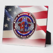 Plaque Photo 82e division aéroportée (Côté)