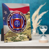 Plaque Photo 82e division aéroportée (Côté)