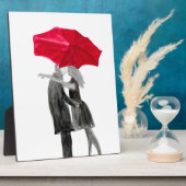 Plaque Photo Amour couple avec parapluie rouge (Côté)
