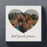 Plaque Photo Best Friends Forever BFF Custom Heart Photo Blanc<br><div class="desc">Meilleurs amis pour toujours BFF Photo personnalisée Forme de coeur Plaque en blanc</div>