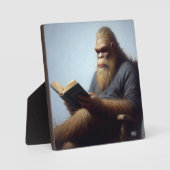 Plaque Photo Bigfoot en lecture (Recto)