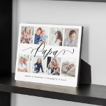 Plaque Photo Cadeau pour Papa | Grandchildren Photo Collage Pla<br><div class="desc">Envoyez un beau cadeau personnalisé à votre grand-père (Papa) qu'il chérira pour toujours. Plaque de collage photo pour petits-enfants personnalisée pour montrer vos propres photos de famille et souvenirs spéciaux. Notre design comprend un design simple 8 photo collage grille avec "Papa" conçu dans un style de script noir écrit à...</div>